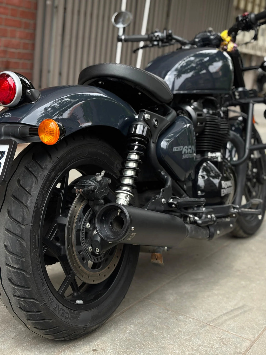 Royal Enfield Shotgun 650 Slip-On Exhaust - Black (Pair)