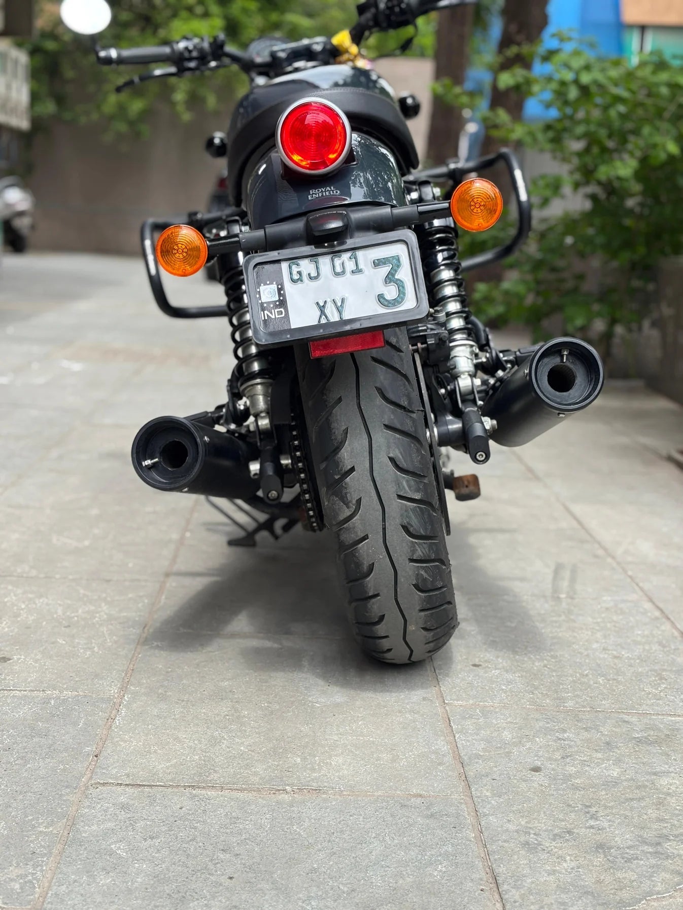 Royal Enfield Shotgun 650 Slip-On Exhaust - Black (Pair)