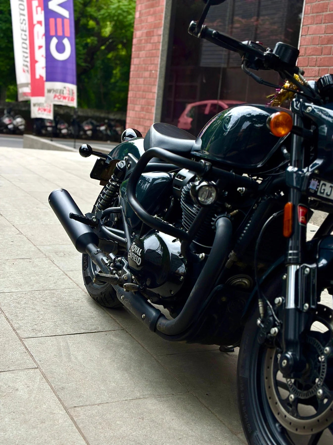 Royal Enfield Shotgun 650 Slip-On Exhaust - Black (Pair)